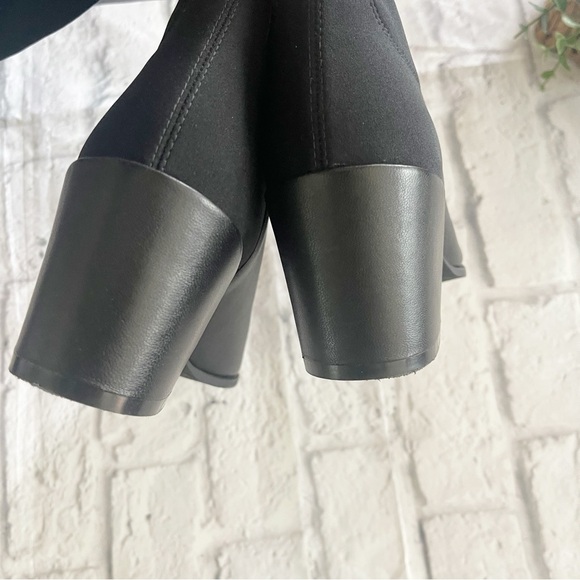 Stuart Weitzman BRAND NEW IN BOX City Block Boot - leather, size 10 40.5 boots - Picture 8 of 11